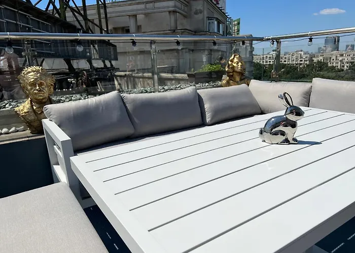 Penthouse Group 4 Oda ve Kahvaltı