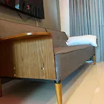 Penthouse Group 4 Couette-café 4*