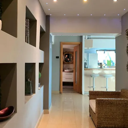 Penthouse Group 4 Bed & Breakfast Bucharest
