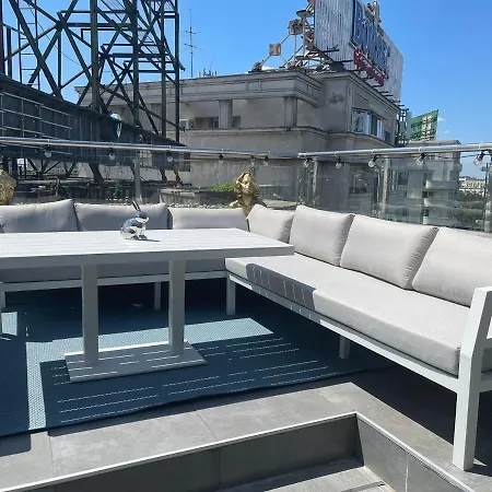 Penthouse Group 4 فندق مبيت وإفطار