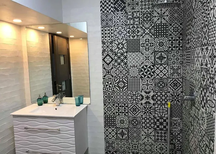 Penthouse Group 4 4*