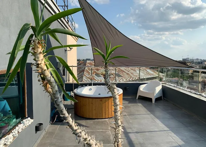 Couette-café Penthouse Group 4 Bucarest