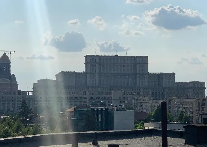 Penthouse Group 4 Bed & Breakfast Bucharest