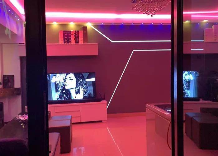 Penthouse Group 4 4* Bucarest