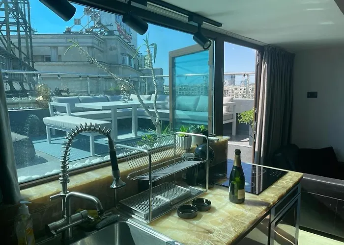 Couette-café Penthouse Group 4 Bucarest